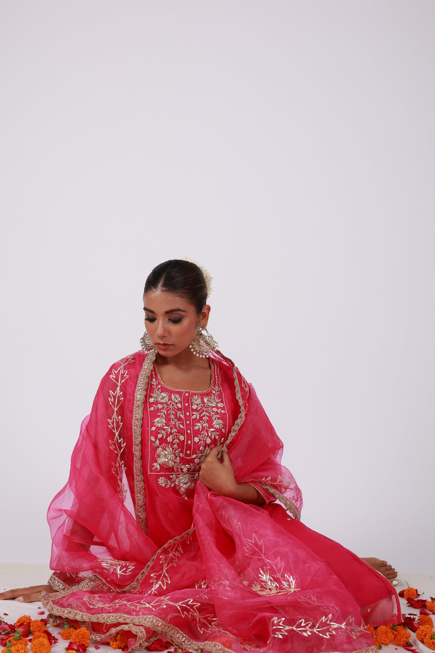 Roobroo – Hand Embroidered Organza Kurta Set