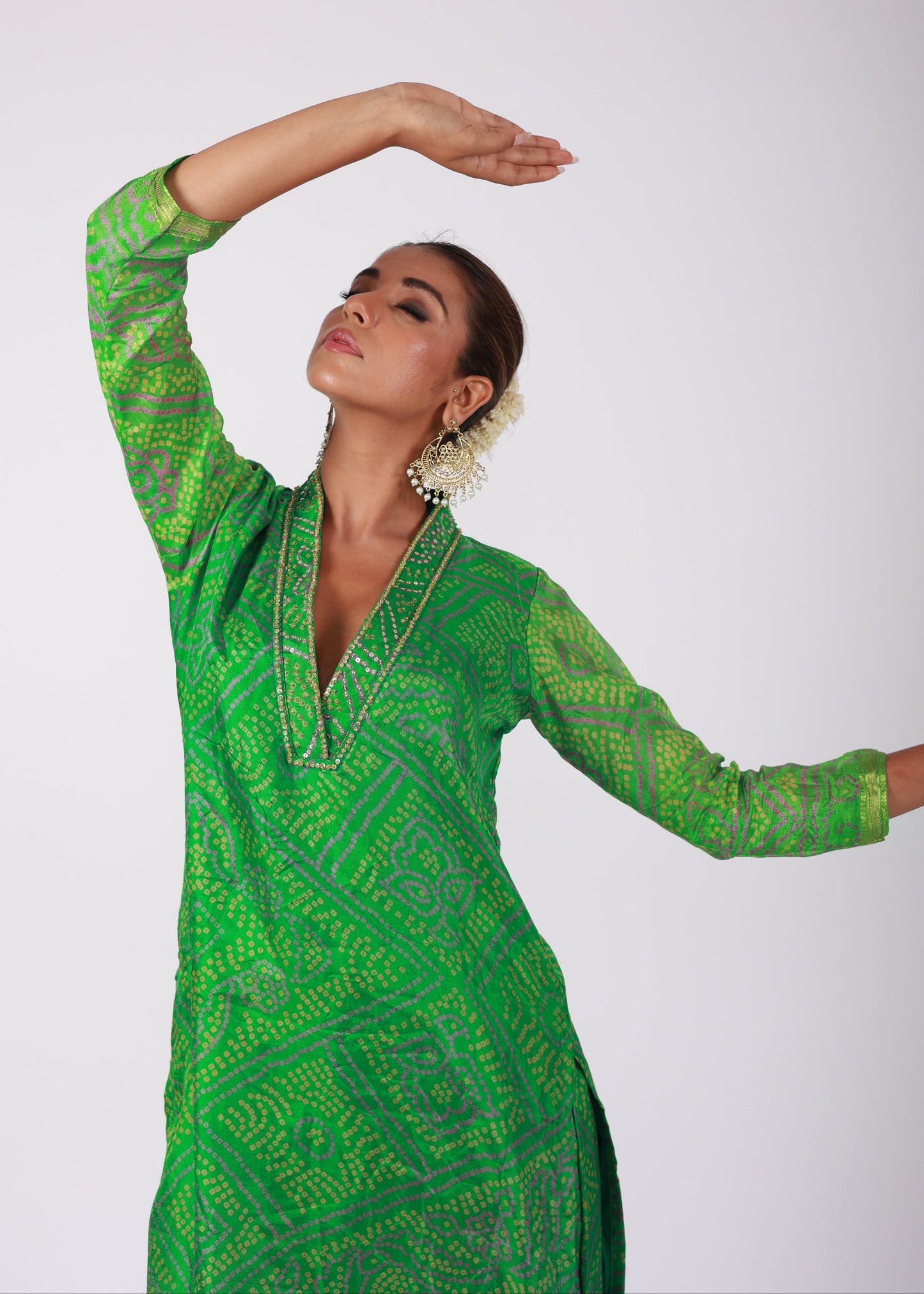 Green Bandhani Semi-Silk Kurta Set with Embellished Neckline