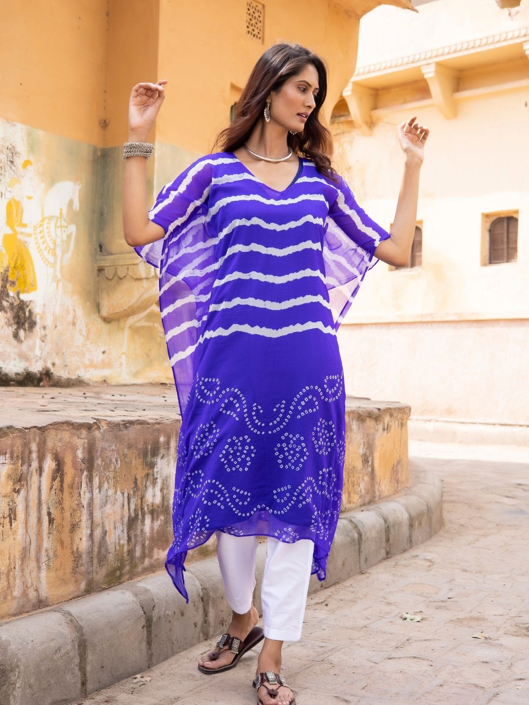 Neel Kamal – Navy Blue Bandhani Semi-Silk Kaftan with Inner Slip | Rangisaa Collection by That Romeo