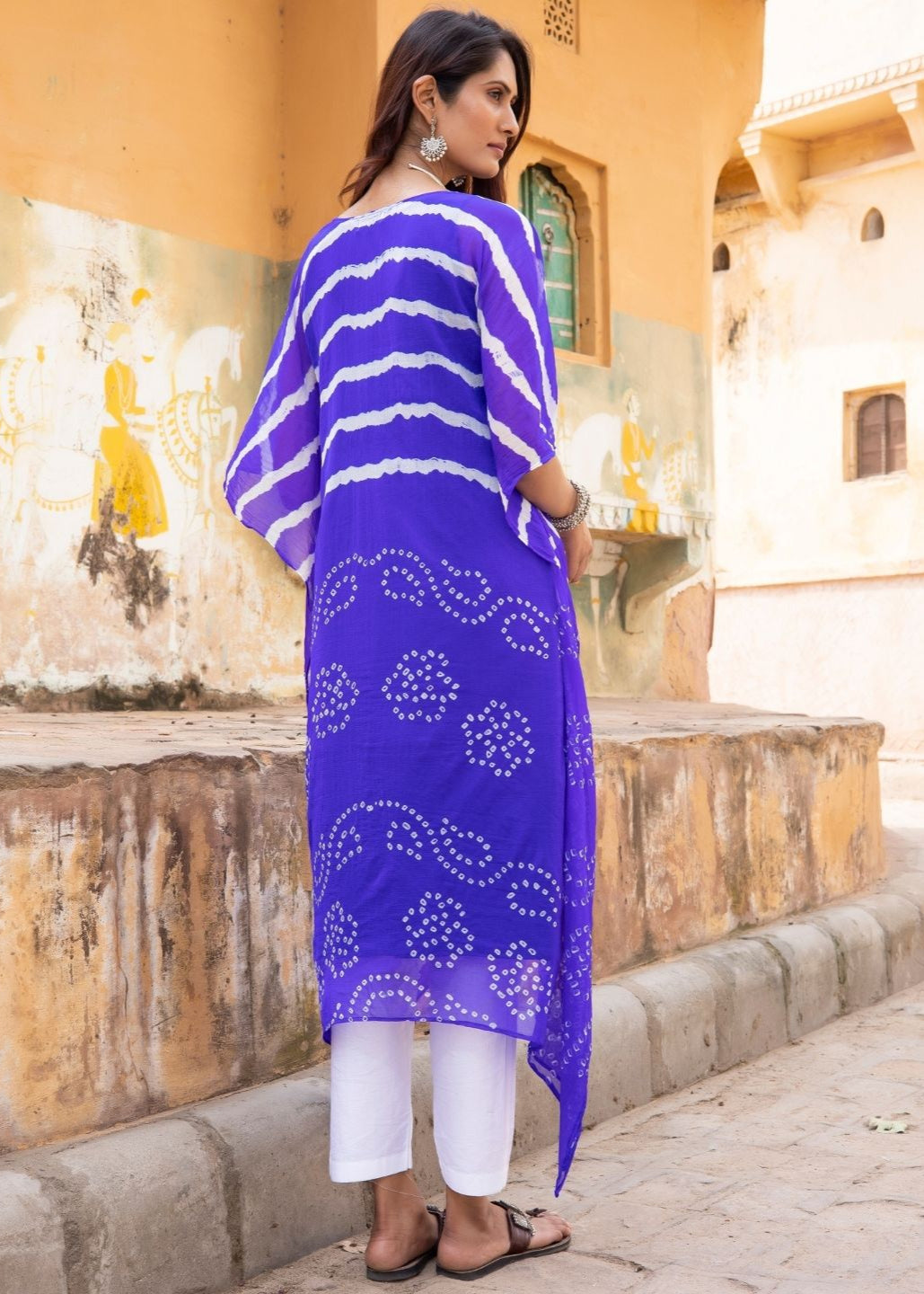 Neel Kamal – Semi-Silk Kaftan