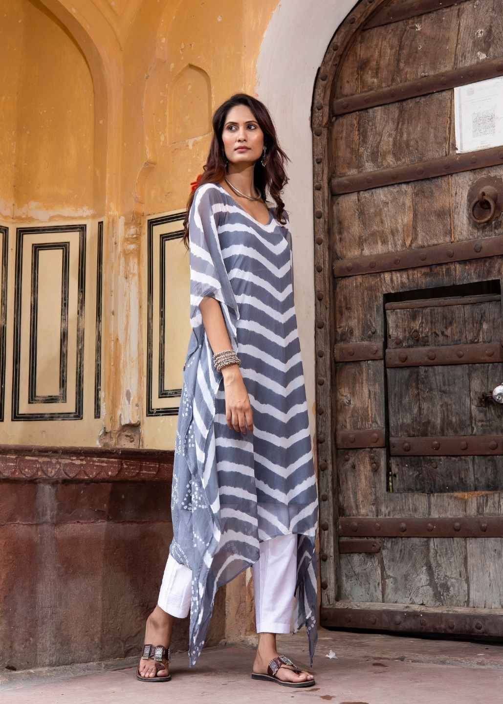 Nagdamani – Chiffon Kaftan