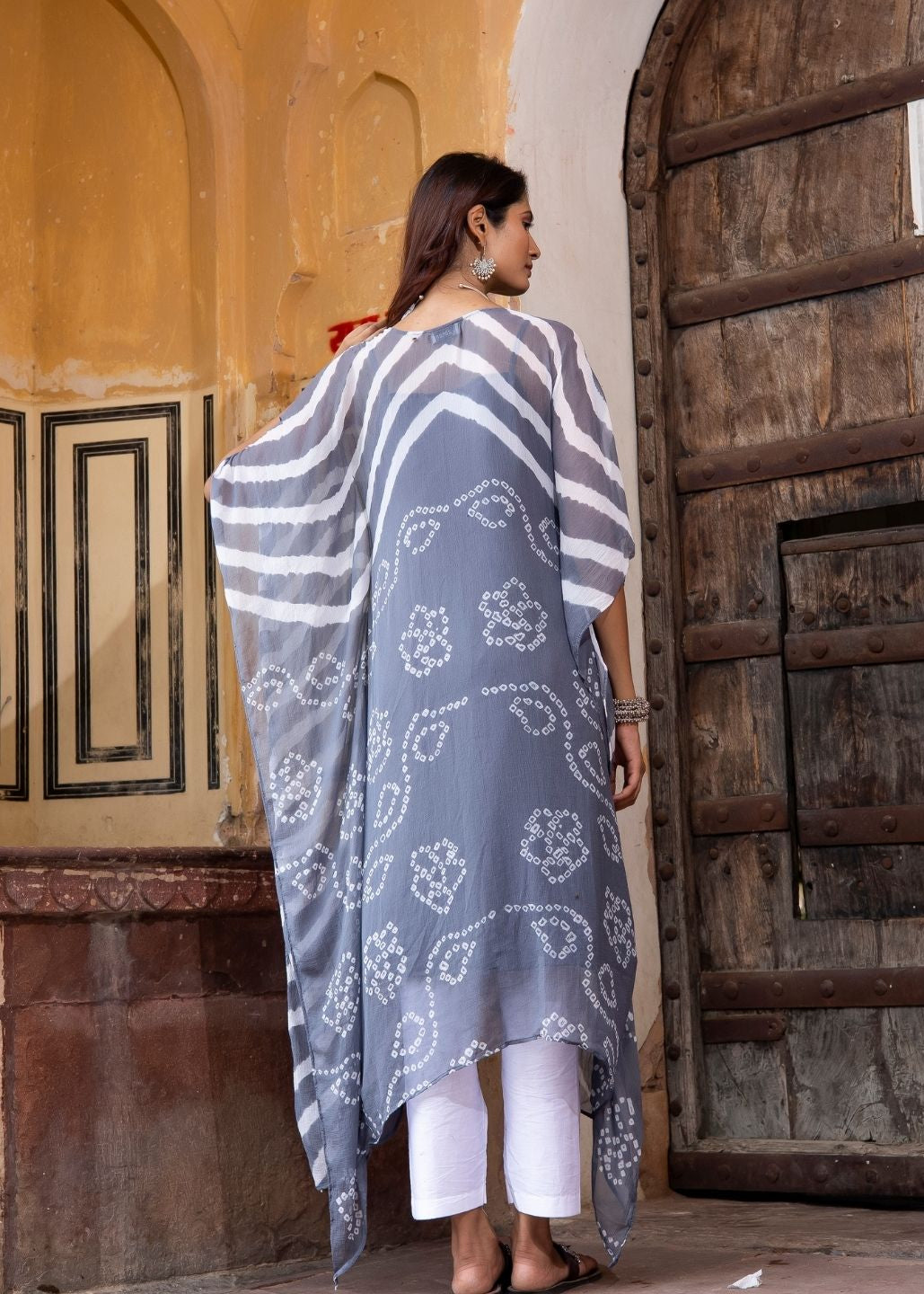 Nagdamani – Chiffon Kaftan