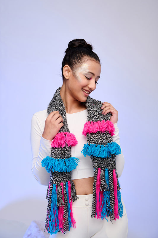 Handwoven Fringe Scarf with Color Block Tassels | Statement Knit Winter Scarf – ThatRomeo