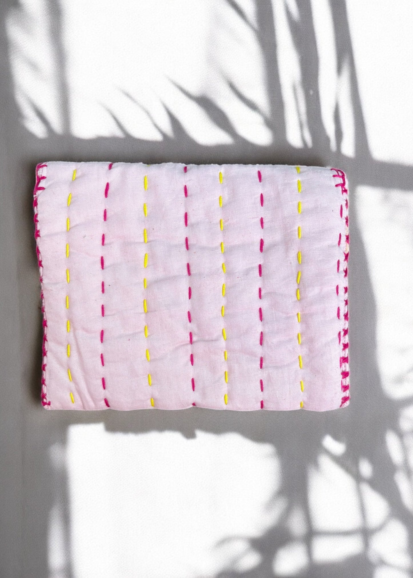 AariAura – Kantha Stitched Wallet