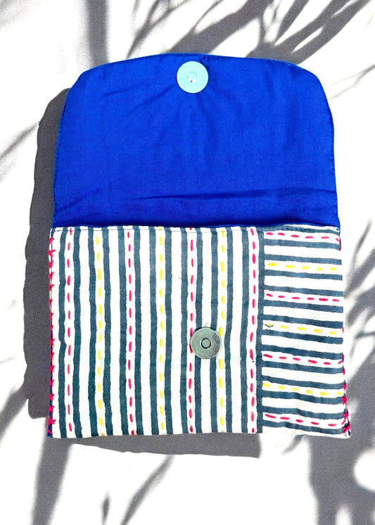 Silaayi – Kantha Stitched Wallet