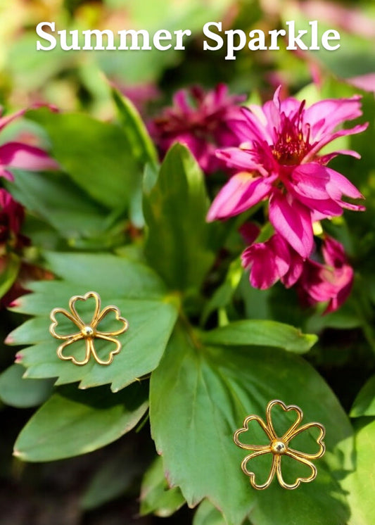 Flora – Brass Flower-Shaped Stud Earrings