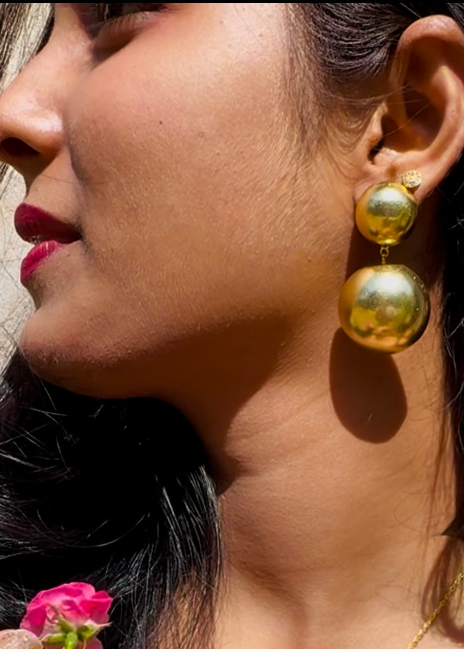 Lina Modern Double Orb Brass Earrings – That Romeo