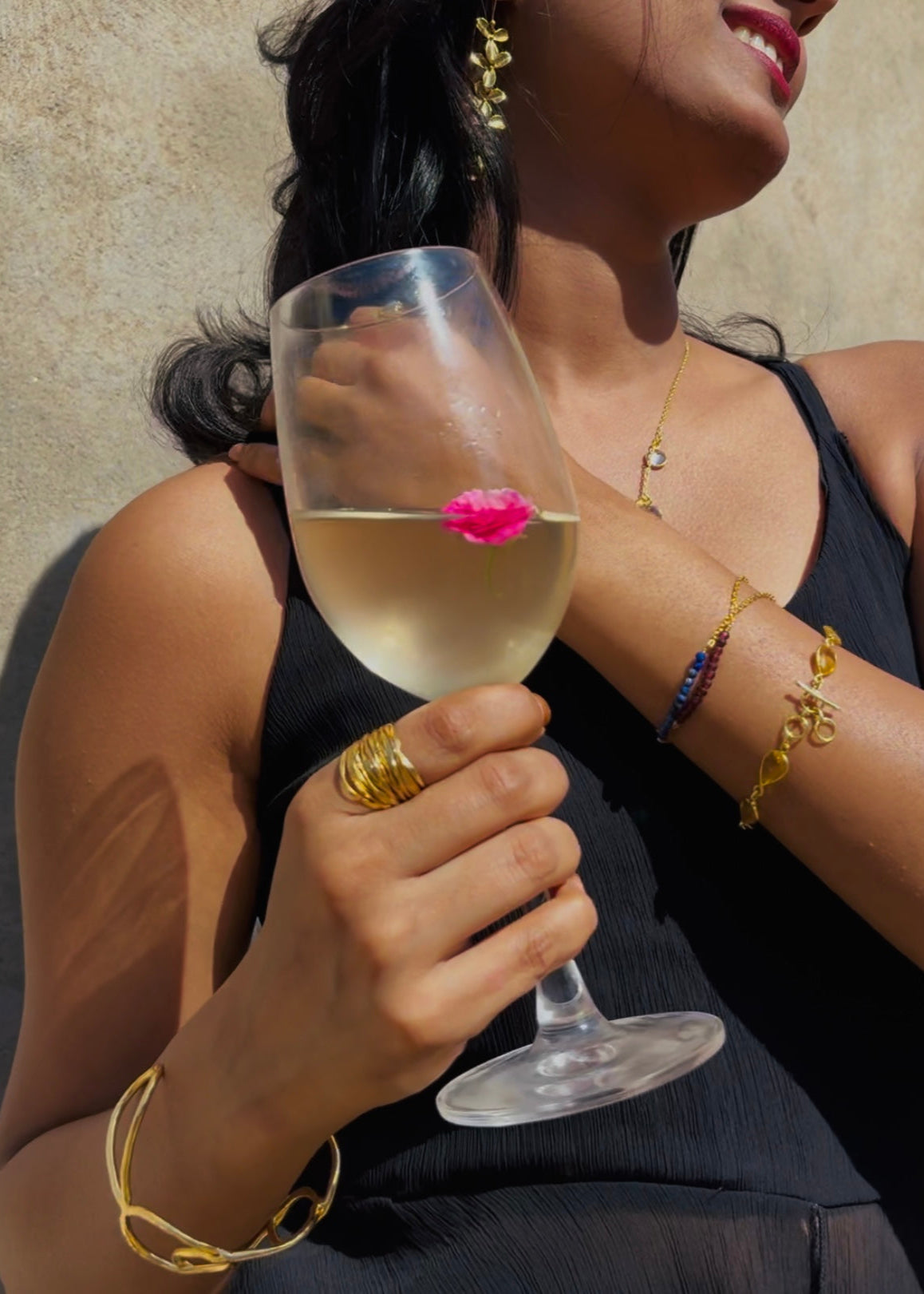 Gaia Sculptural Wave Brass Statement Ring – That Romeo