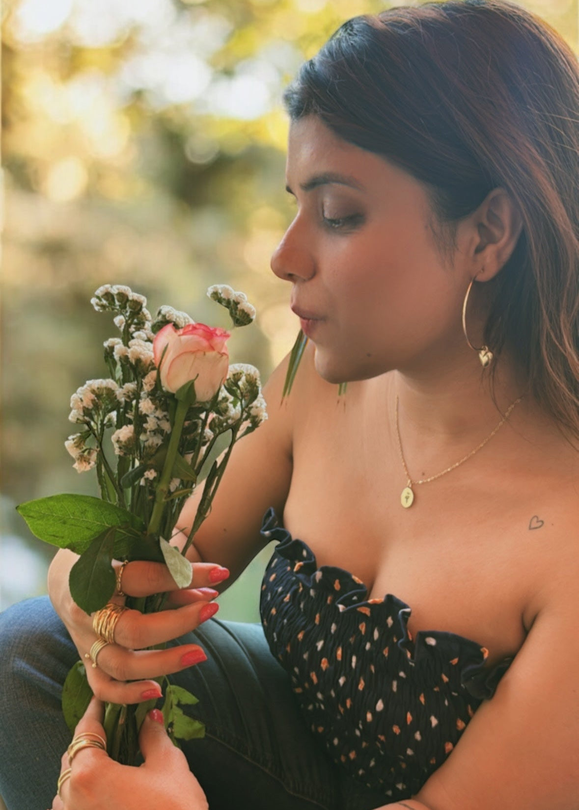 Gaia Sculptural Wave Brass Statement Ring – That Romeo