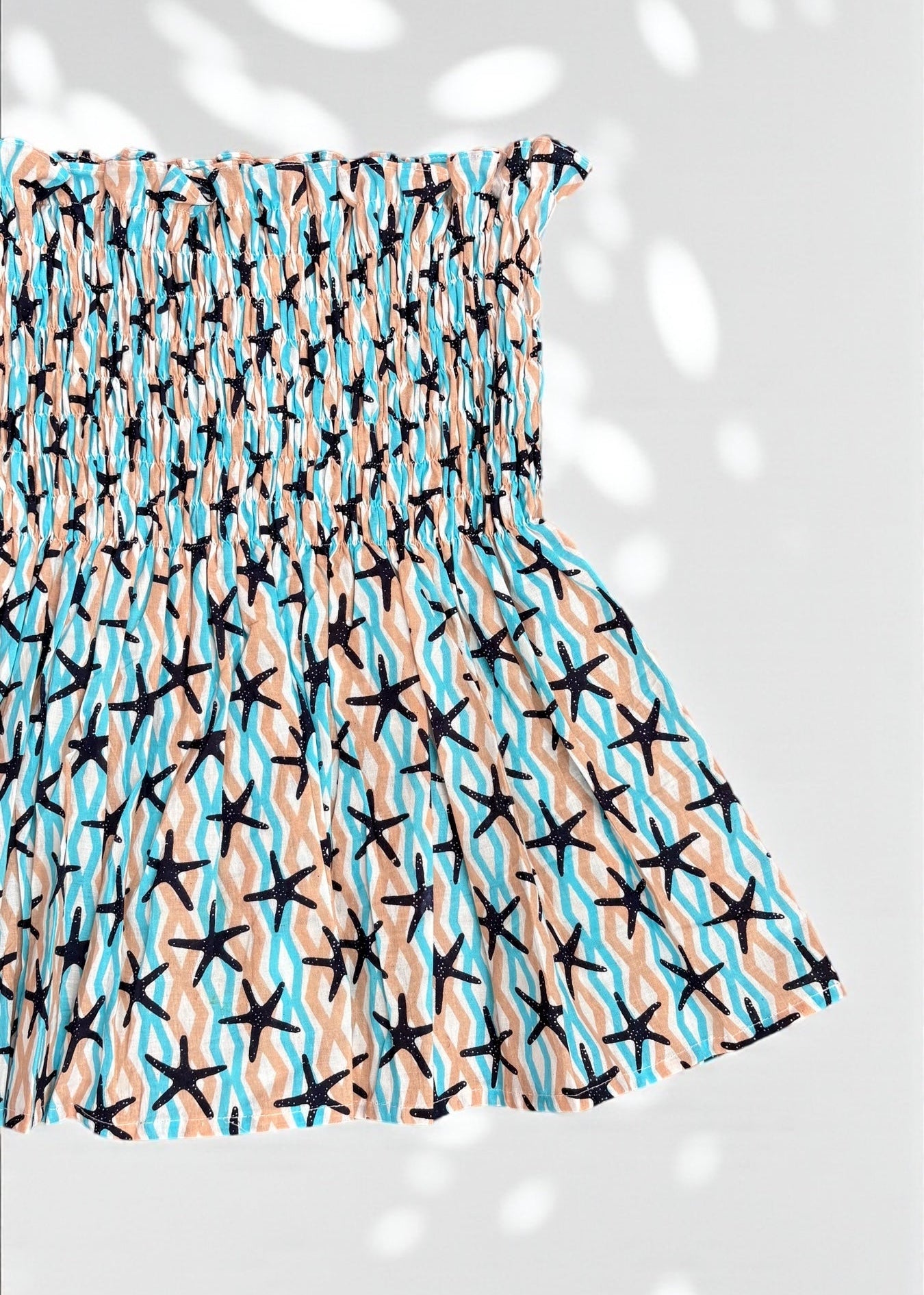 Zarina - smocked top
