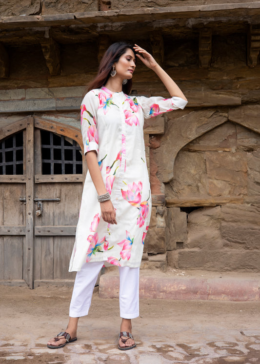 Roobroo – White Chanderi Silk Floral Kurta Set