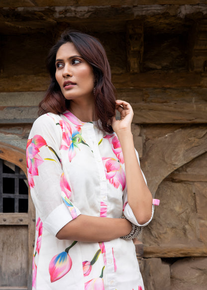 Roobroo – White Chanderi Silk Floral Kurta Set