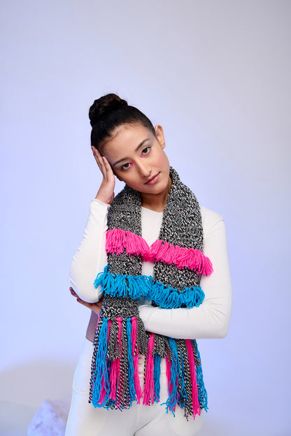 Handwoven Fringe Scarf with Color Block Tassels | Statement Knit Winter Scarf – ThatRomeo