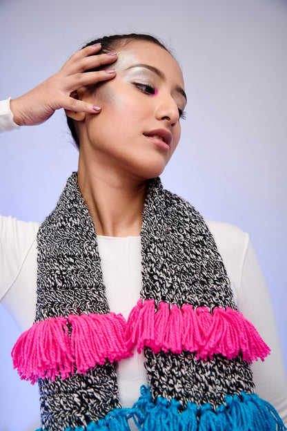 Handwoven Fringe Scarf with Color Block Tassels | Statement Knit Winter Scarf – ThatRomeo