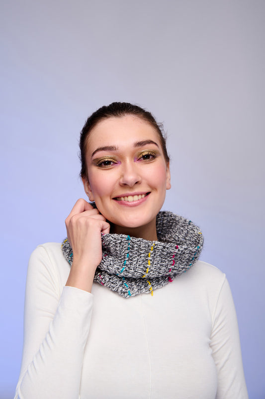 Textured Knit Cowl Scarf with Contrast Stitching | Soft Winter Neck Scarf – ThatRomeo