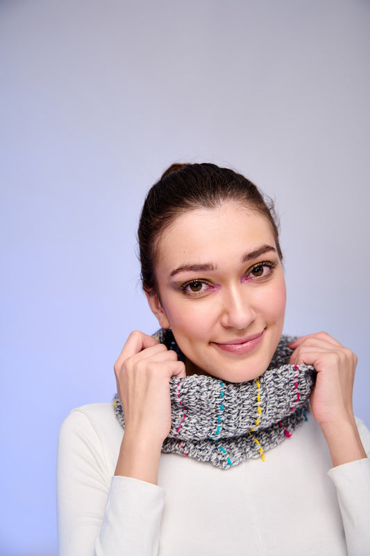 Textured Knit Cowl Scarf with Contrast Stitching | Soft Winter Neck Scarf – ThatRomeo