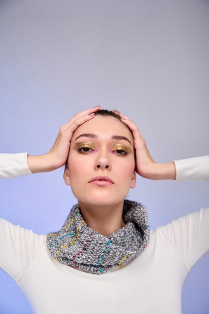Textured Knit Cowl Scarf with Contrast Stitching | Soft Winter Neck Scarf – ThatRomeo