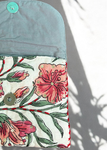 Kānth – Kantha Stitched Wallet
