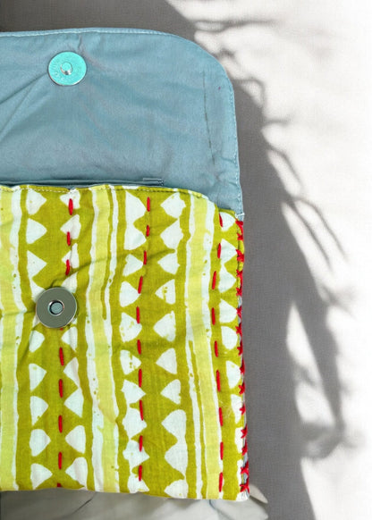 Dori – Kantha Stitched Wallet