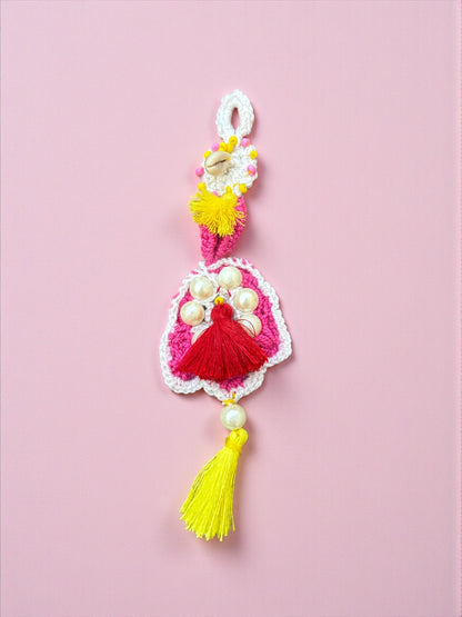 Boho Crochet Charm – Handmade Shell & Pearl Decor with Dual Tassels
