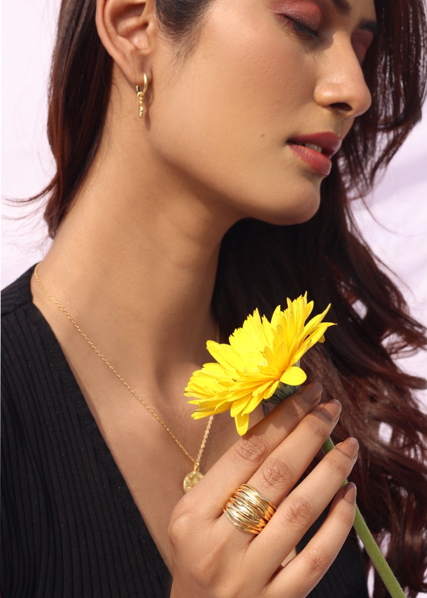 Gaia Sculptural Wave Brass Statement Ring – That Romeo