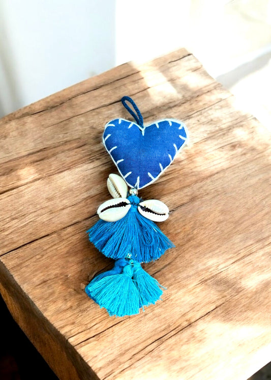 Whirl-Heartmade Charm