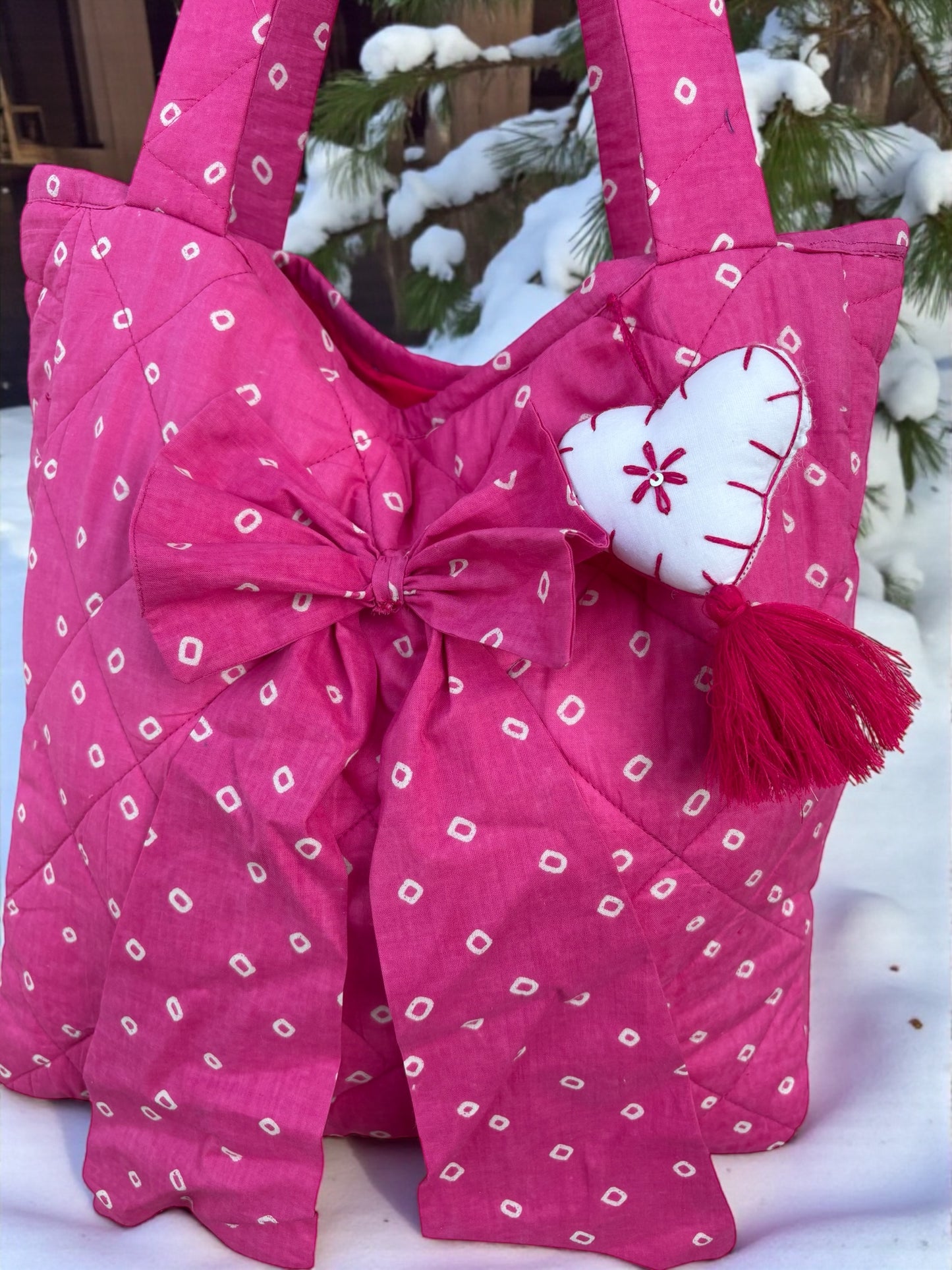 Bandhani Bow Heart Tote — ThatRomeo