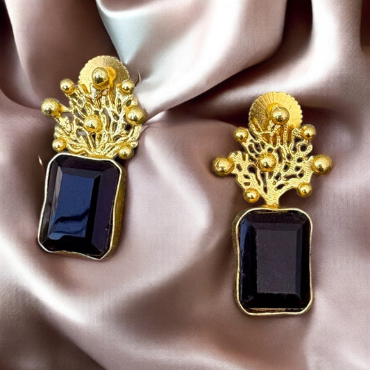 Alya Brass Earrings with Amethyst Gemstone – That Romeo
