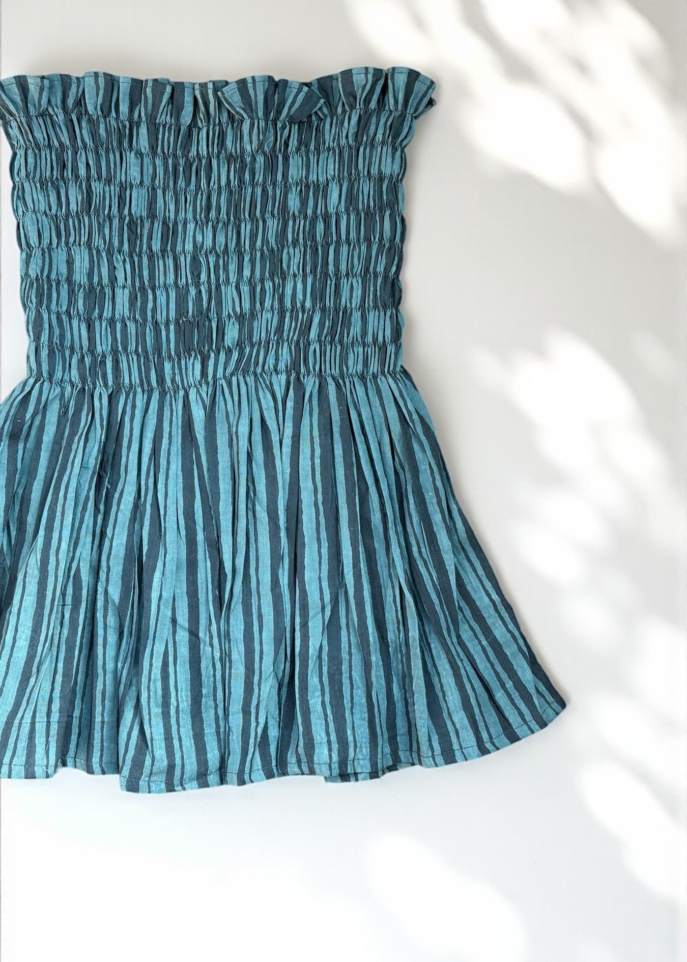 Zing - smocked top