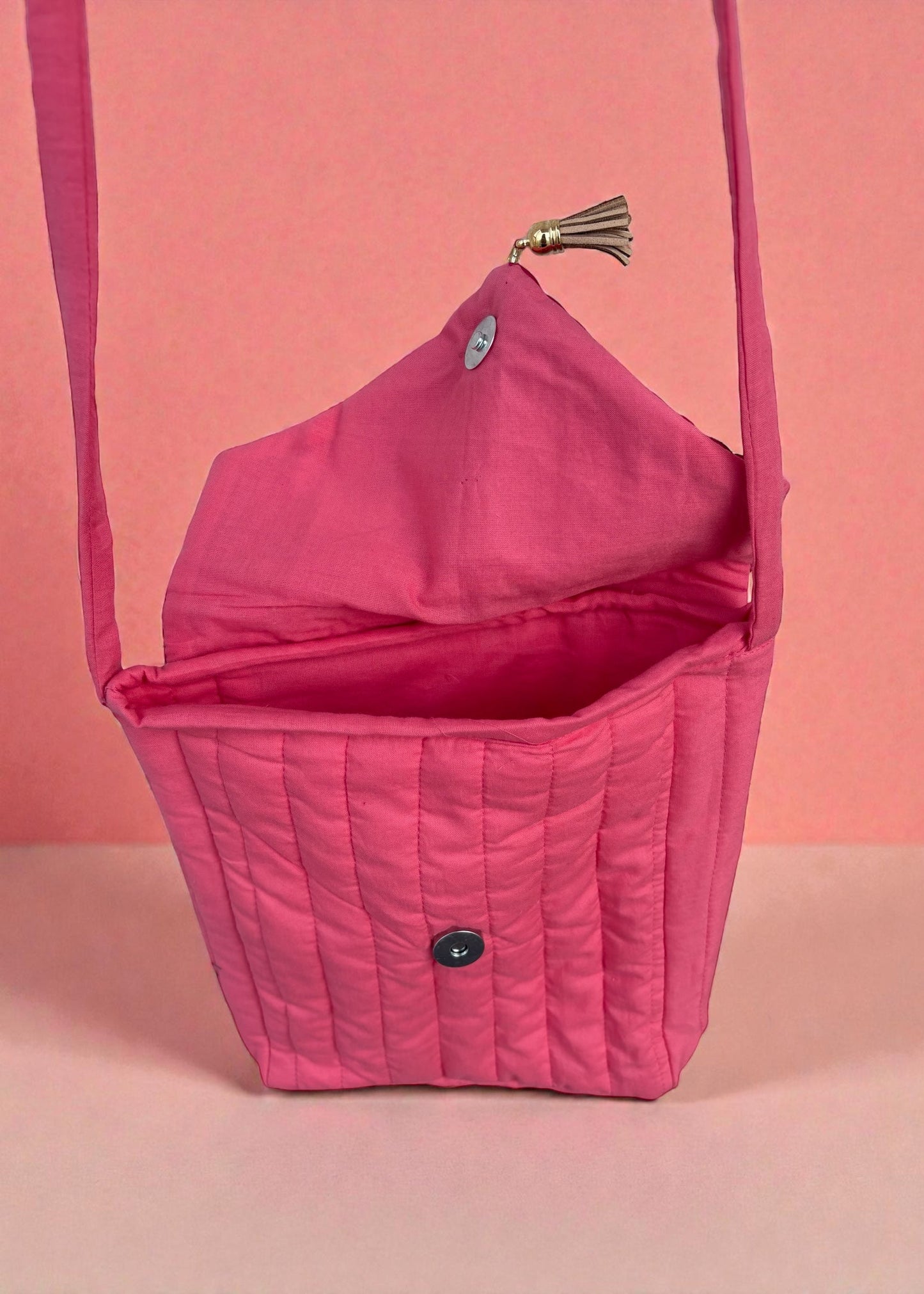 Heartline Quilted Crossbody Bag – Rose Pink