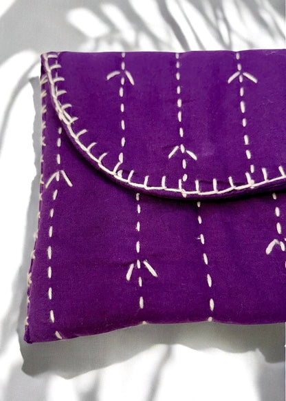 Twist – Kantha Stitched Wallet