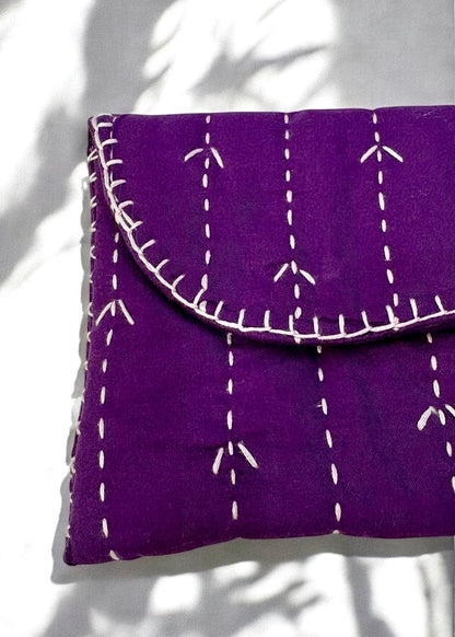 Twist – Kantha Stitched Wallet