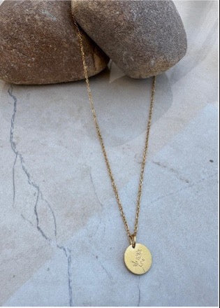 Elara Engraved Floral Medallion Brass Necklace – That Romeo